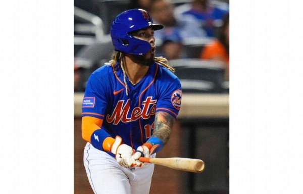 Jonathan Aráuz es agente libre.