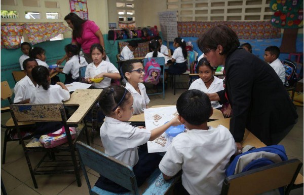 Jornada escolar se extenderá a 8 horas diarias de clases.