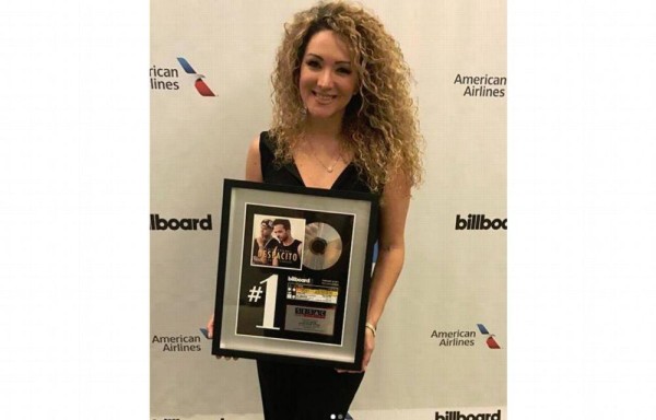 Los Billboards reconocieron a Erika Ender como compositora.