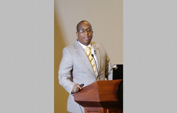 Ofreció un informe a la nación, tras su primer año al frente del MP.