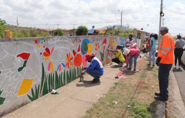 Con mural buscan realzar una adecuada disposición de la basura