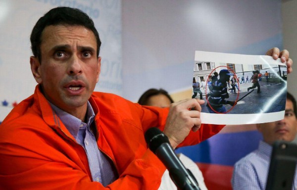 Según Capriles, ‘a Maduro no le queda otra que enfrentarse al referéndum'.