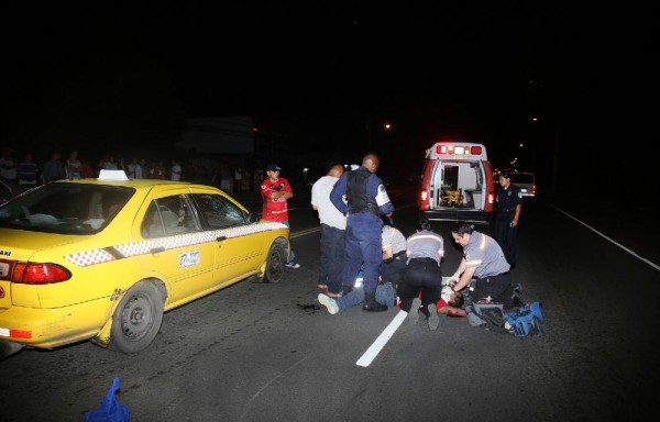 A eso de las 10:20 de la noche fue llevado al hospital.