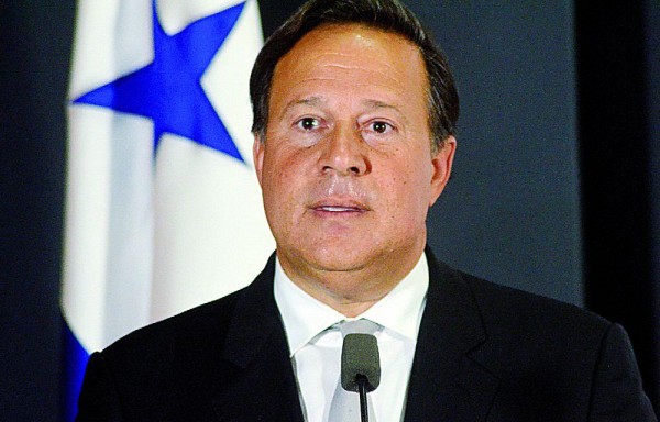 Presidente Varela se defendió tras fuertes acusaciones de su exministro consejero.