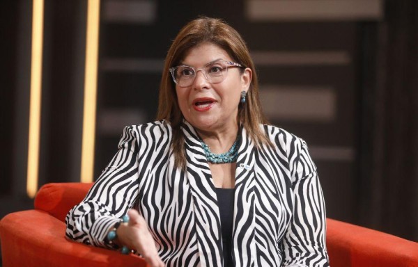 ‘Pidan a sus diputados que no aprueben la ley', dice Olga de Obaldía