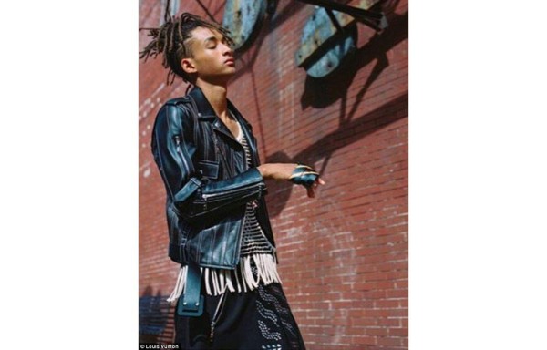 Hijo de Will Smith modela ropa de mujer
