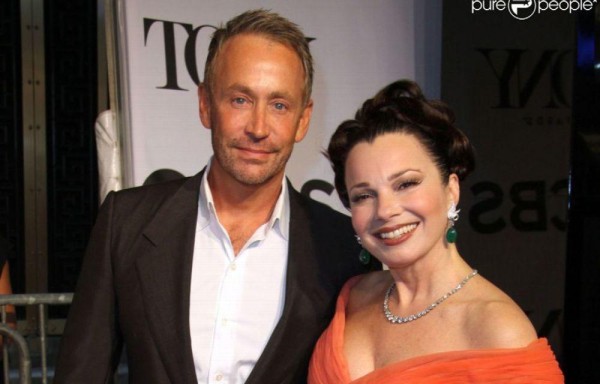 Famosas que tuvieron esposos o novios gays