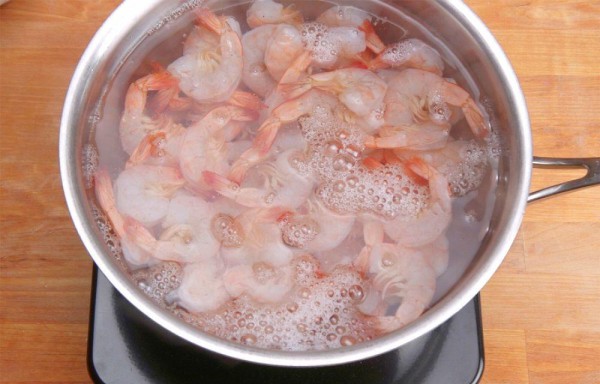 Prepara un rico arroz con camarones