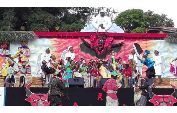 Diablos se apoderan de Portobelo