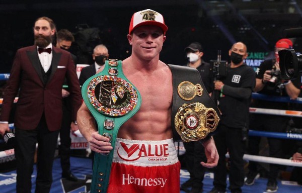 ‘El Canelo' atropella a Smith