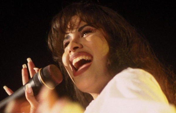 A 27 años de su muerte estrenan álbum de Selena
