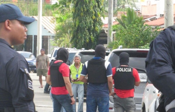 La Policía no le dio tregua a los narcotraficantes durante un operativo relámpago que se realizó.