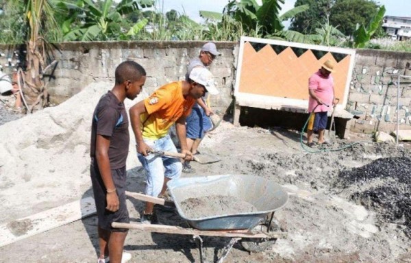 Veredas, canchas deportivas, y centros comunitarios forman parte de las obras que realizarán.