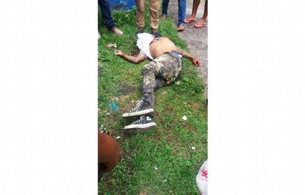 Acribillaron a exjugador de fútbol mientras pintaba