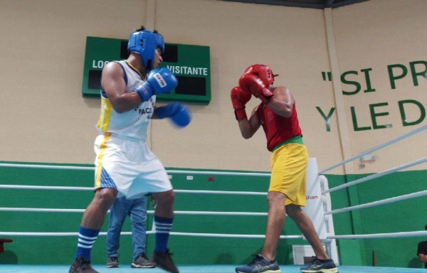 Función internacional de Boxeo Olímpico en Changuinola