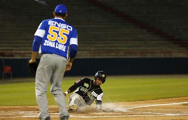 Valentino Arce ha jugado la temporada con lesiones.