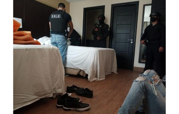 Las encontraron en Paitilla y en Vía Argentina. Hay un colombiano detenido.