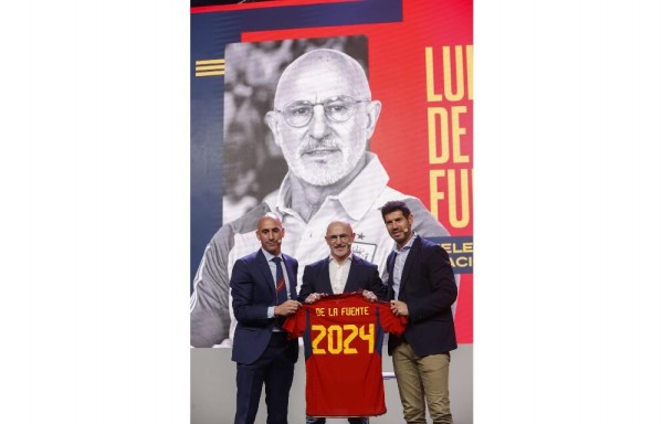 Estará con el equipo hasta el 2024.