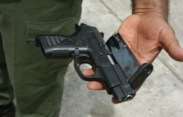 Imponen detención provisional por posesión de arma de fuego
