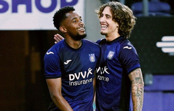 EL ANDERLECHT AVANZA | El defensor panameño Michael Amir Murillo jugó todo el partido ayer y estuvo encendido con dos goles al 71' y 75' en la victoria de su equipo, el Anderlecht 3-0 ante el Paide Linnameeskond de Estonia y aportó para que avanzaran al playoff clasificatorio a fase de grupos de la UEFA Conference League.