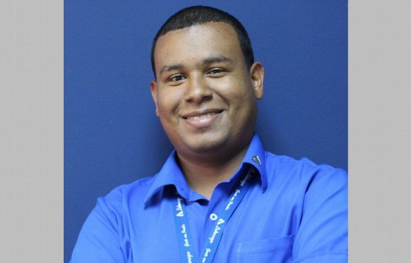 ‘SALGO TODOS LOS DÍAS A LAS CINCO Y MEDIA DE ARRAIJÁN Y LLEGO A TIEMPO A MI TRABAJO' Henry Olivarrent Cliente