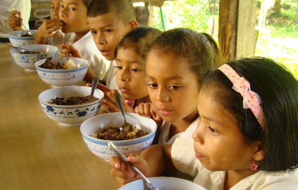 Unos 25 mil 468 alumnos serán alimentados en las escuelas.