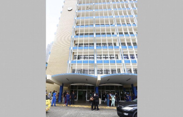 Este personal esta en paro desde el 4 de abril