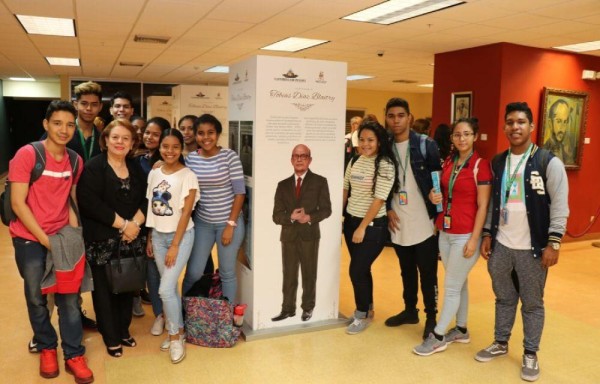 ¡Tobías y su legado literario!