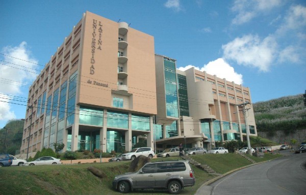 Universidad Latina.