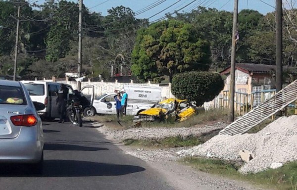 Auto quedó en pérdida total.