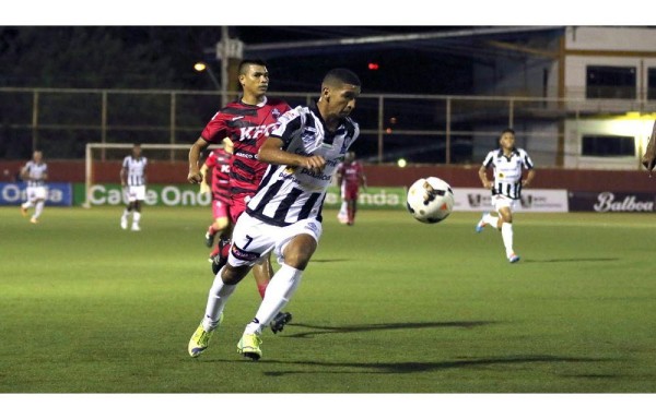 El onceno de Tauro FC es el segundo en la tabla general con 19 puntos.