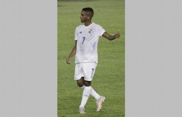 El emotivo mensaje del futbolista César Yanis 