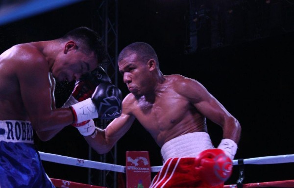 El dominicano Yohan ‘La Fiera' Vásquez ganó por KOT.