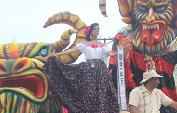 Abanderada del 10 de noviembre