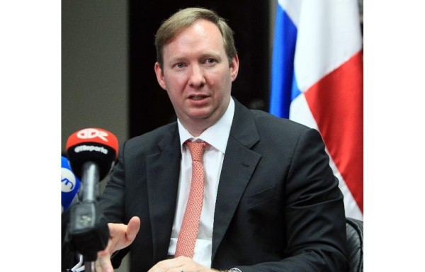 Fotografía de archivo del ministro panameño de Economía y Finanzas, Frank De Lima.