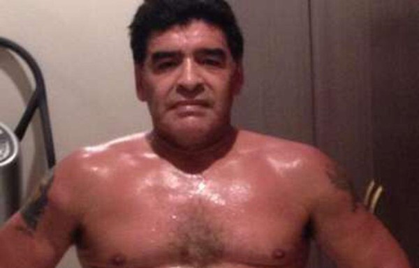 Maradona en buenas condiciones a los 53 años.