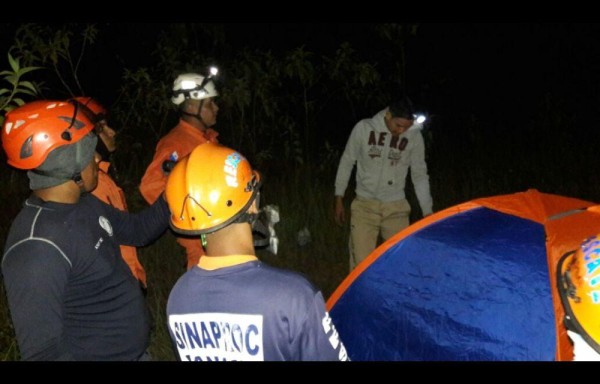 Jóvenes reportaron que estaban perdidos a las 8:00 de la noche.