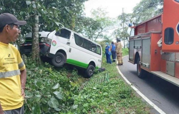 En total hubo 15 heridos, entre ellos el conductor del transporte colectivo.