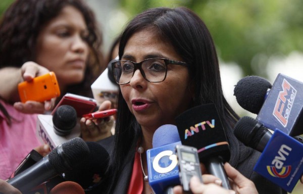 ‘No vamos a permitir más desviaciones de poder! (…) ¡Llegó la Constituyente a poner orden!'. PRESIDENTE CONSTITUYENTE Delcy Rodríguez