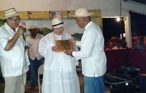 Homenajeados de la noche.