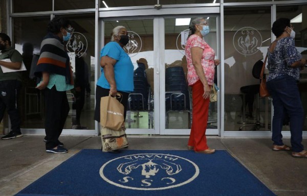 La semana pasada pacientes, que padecen enfermedades reumáticas, denunciaron escasez de sus fármacos