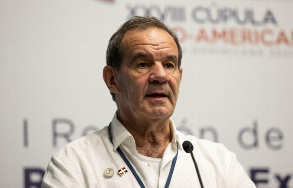 El canciller chileno renuncia tras las críticas por su ausencia en la crisis migratoria