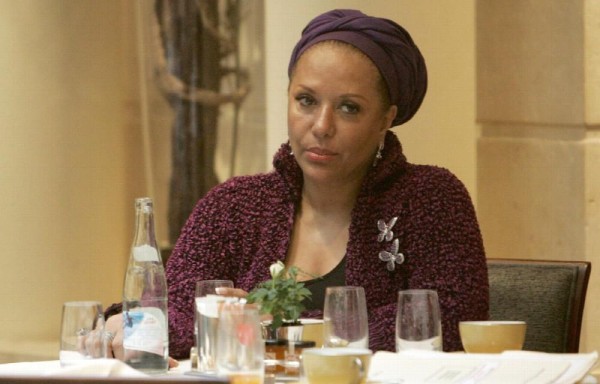 Piedad Córdoba ha pedido que termine contra ella, lo que califica, como persecución mediática.