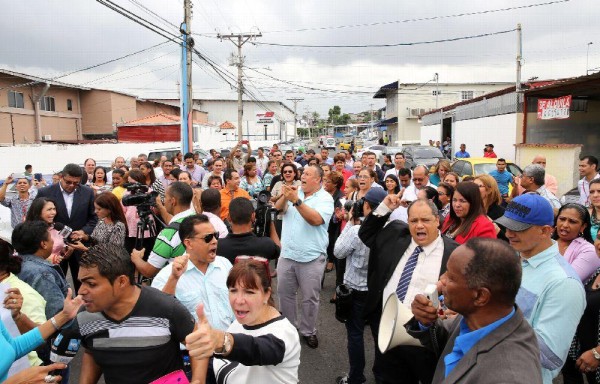 Simpatizantes de Martinelli protestaron a su favor.