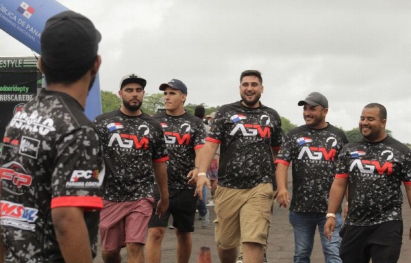 El equipo de trabajo de Nicole, que la apoyaron en todo momento.