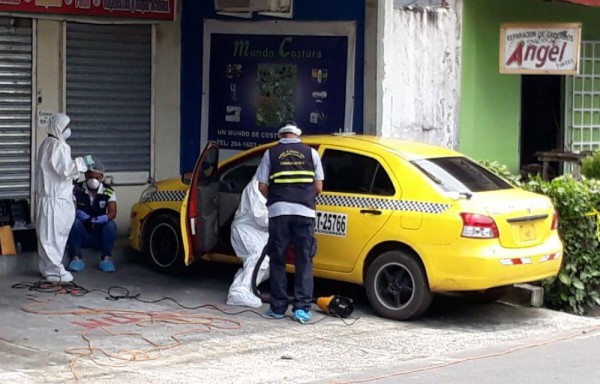El taxi apareció el sábado a las 5:00 a.m.