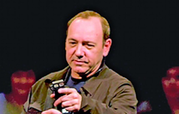 Kevin Spacey niega acusaciones en su contra