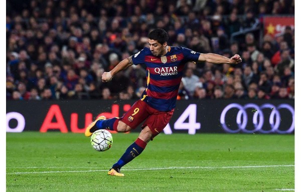 Luis Suárez es el líder con 25 goles.