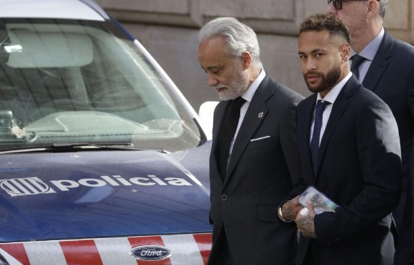 Neymar termina el proceso legal en España.