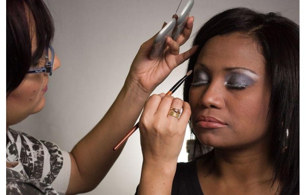 Colores y trucos para pieles negras